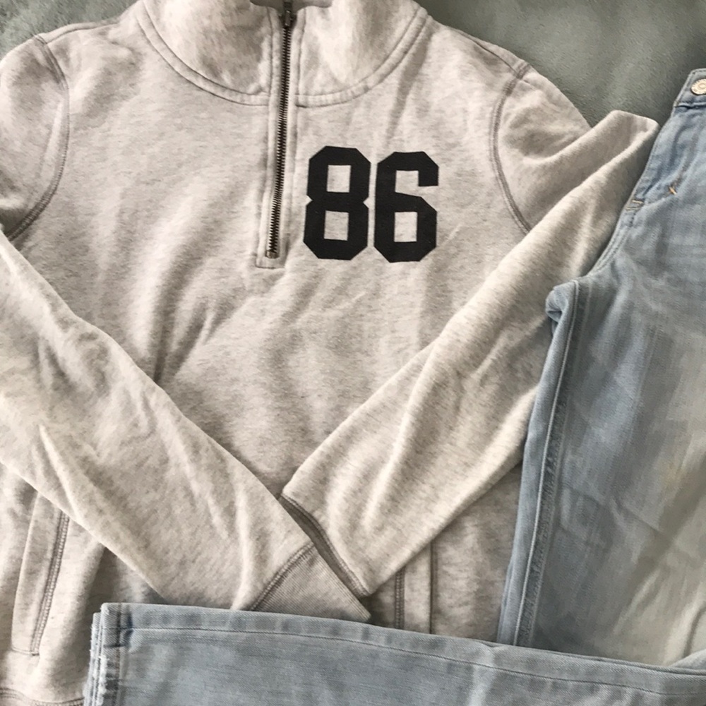 VS PINK half zip